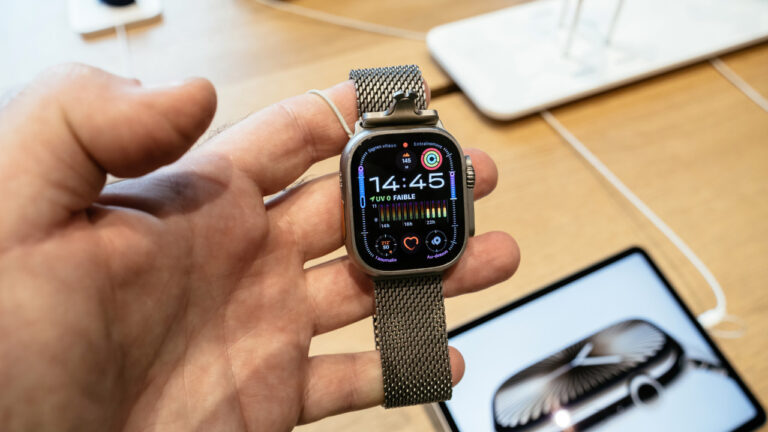 apple-ile-oppo-arasinda-ticari-sir-gerginligi-JqTuXmqT.jpg