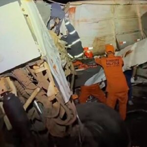 brezilyada yolcu otobusu kamyonla carpisti kazada 11 kisi oldu 45 kisi yaralandi sjXzEtVG