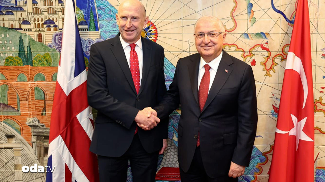 bakan guler ingiliz mevkidasi ile gorustu r84NLELq.jpg