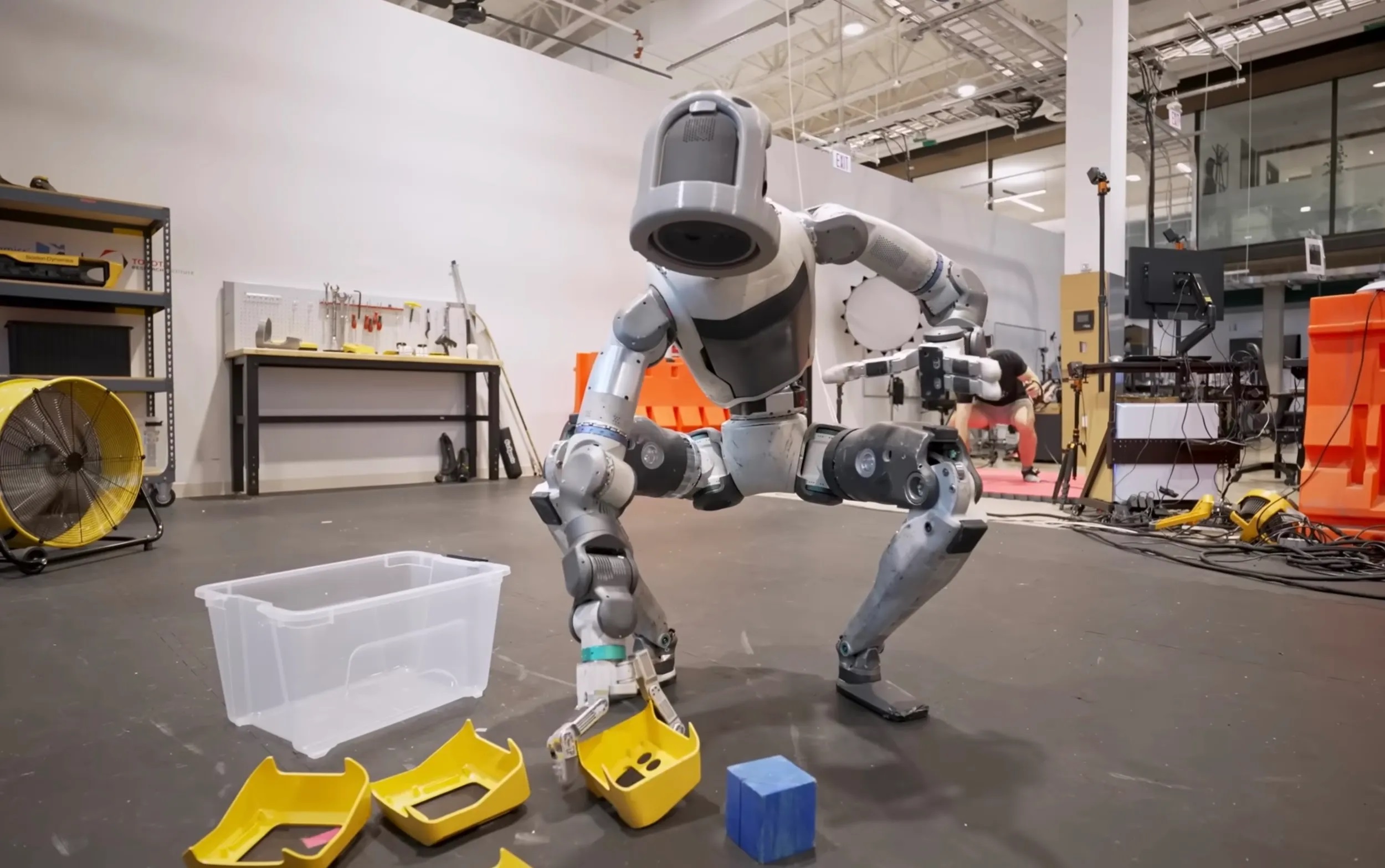 Boston Dynamics, Atlas’a üç parmaklı yeni el sistemi kazandırdı