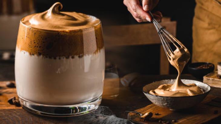 2ye 2 yapin cirpilmis kahvenin sirri suda 5 dakika kabartip 1 ay dondurucuda saklayin V7IdYCTL.jpg