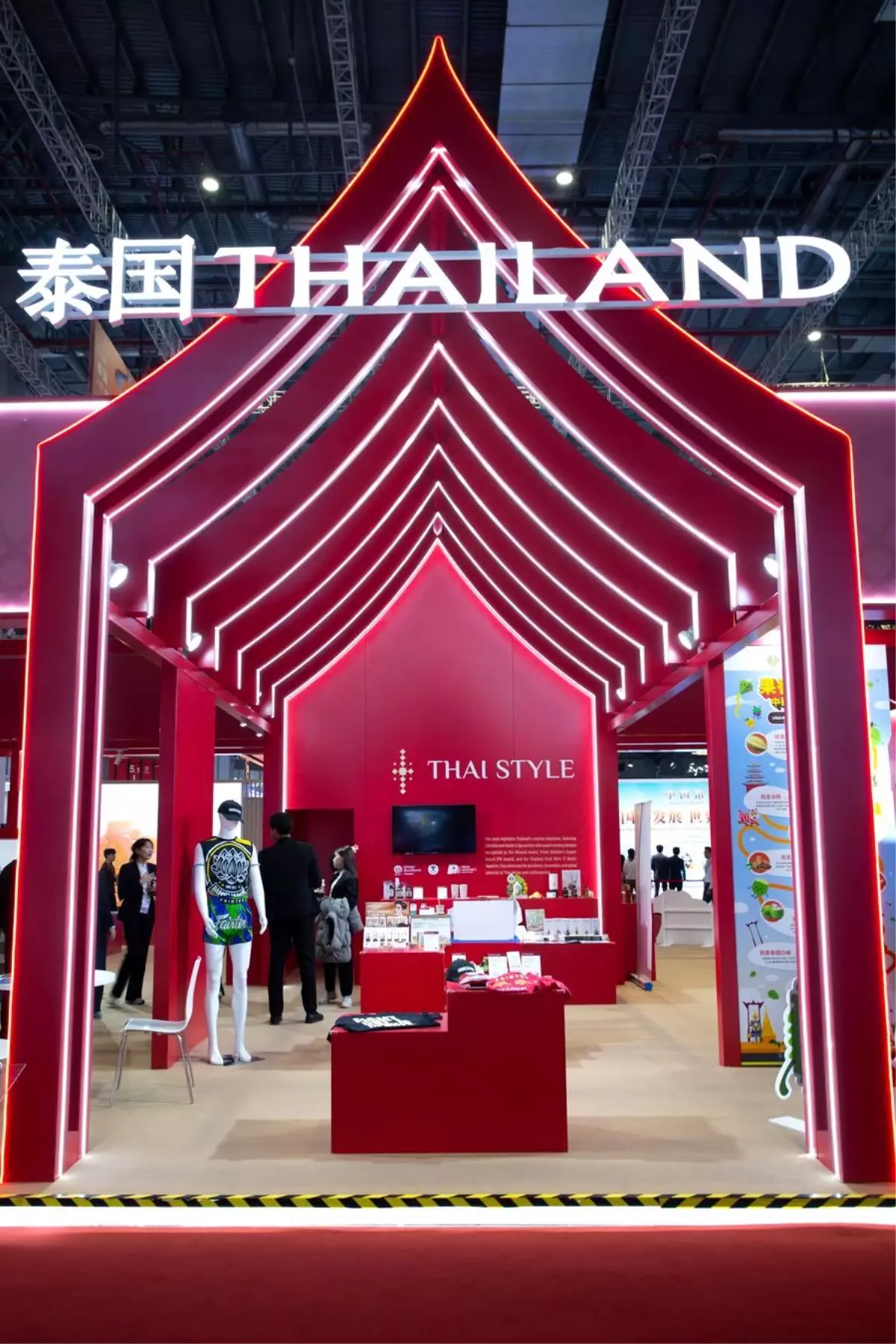 8 cin ithalat fuari basladi 8mtI9nbm.jpg