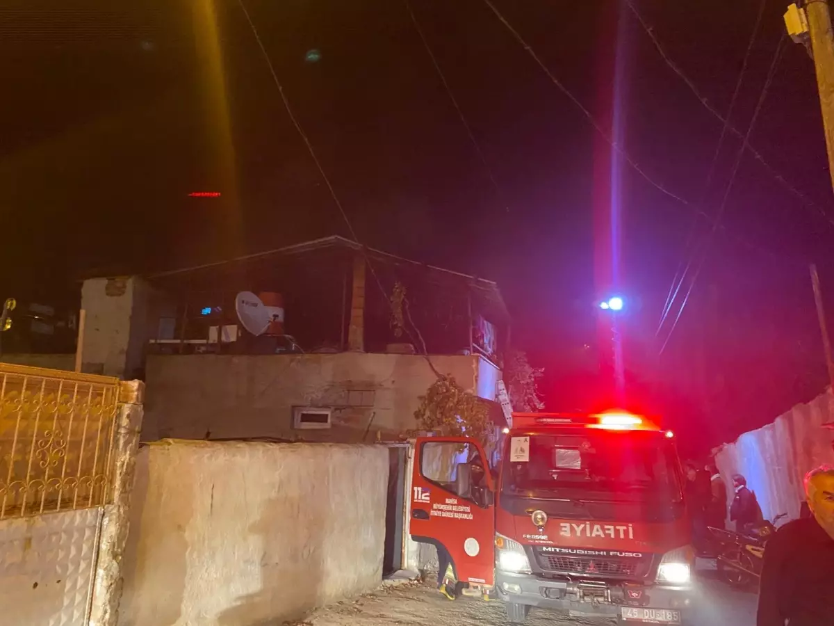 Alaşehir’de Ev Yangını