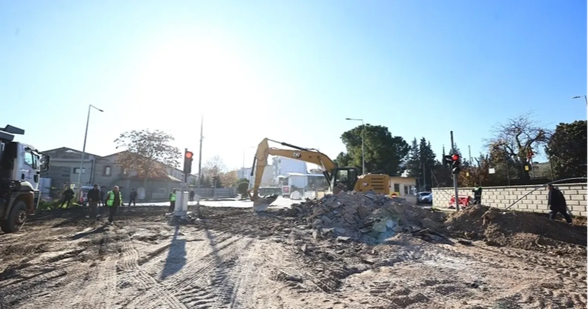 Denizli’de Çal Caddesi baştan aşağı yenileniyor