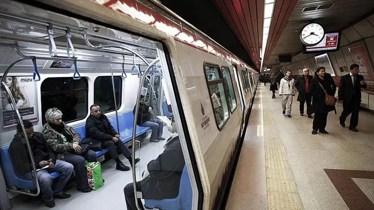 yenikapi-haciosman-metro-hattinda-teknik-ariza-5LZqI2M4